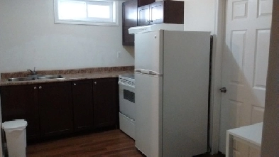 Southgate Nice Furnished Two Bedroom Basement Suite Pet OK Image# 1