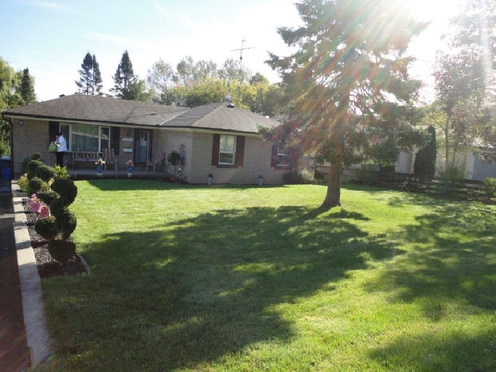 3 Bedrooms Bungalow in Pickering for Lease - Jan 1, 2024 in City of Toronto,ON - Apartments & Condos for Rent