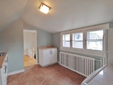 One Bedroom in Centretown, Renovated Unit, Ottawa Image# 6
