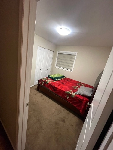 Fully furnished room  available on rent for punjabi girls Image# 1