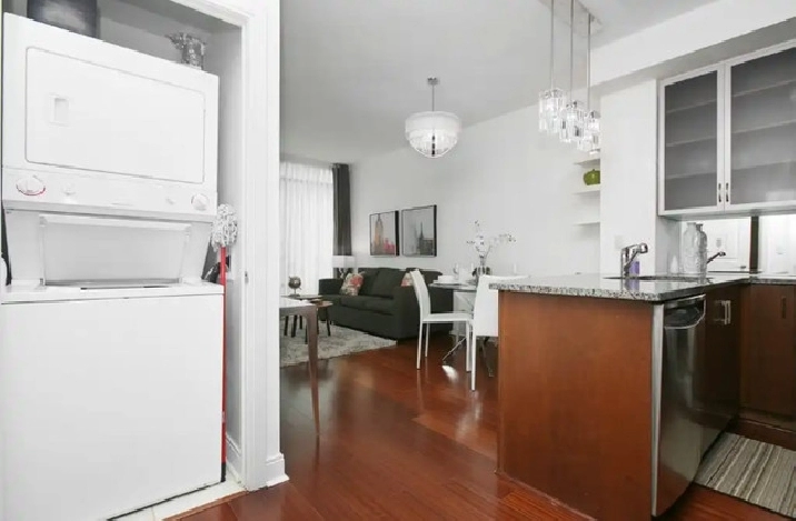 Rent Luxurious Downtown Condo in City of Toronto,ON - Apartments & Condos for Rent