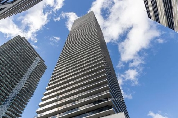 GORGEOUS 2BDRM 2BATH UNIT#414,GREAT VIEW,TORONTO(W7334380) in City of Toronto,ON - Houses for Sale