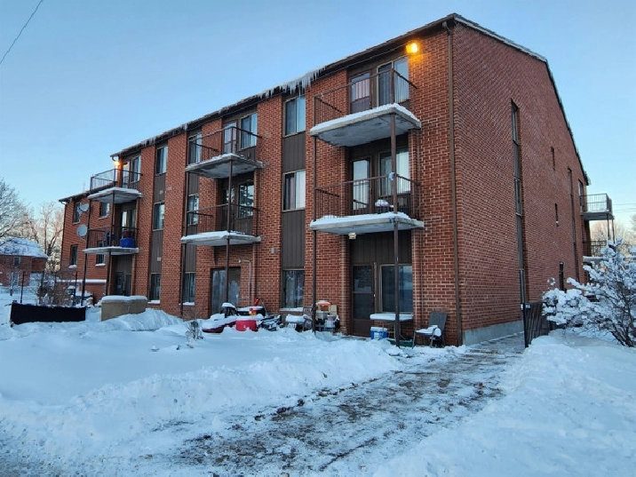 6 John Street South - 18 - 2 Bedroom Apartment for Rent in Ottawa,ON - Apartments & Condos for Rent