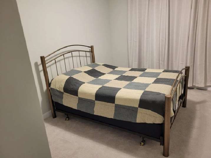 Private room for rent in Barrhaven in Ottawa,ON - Room Rentals & Roommates