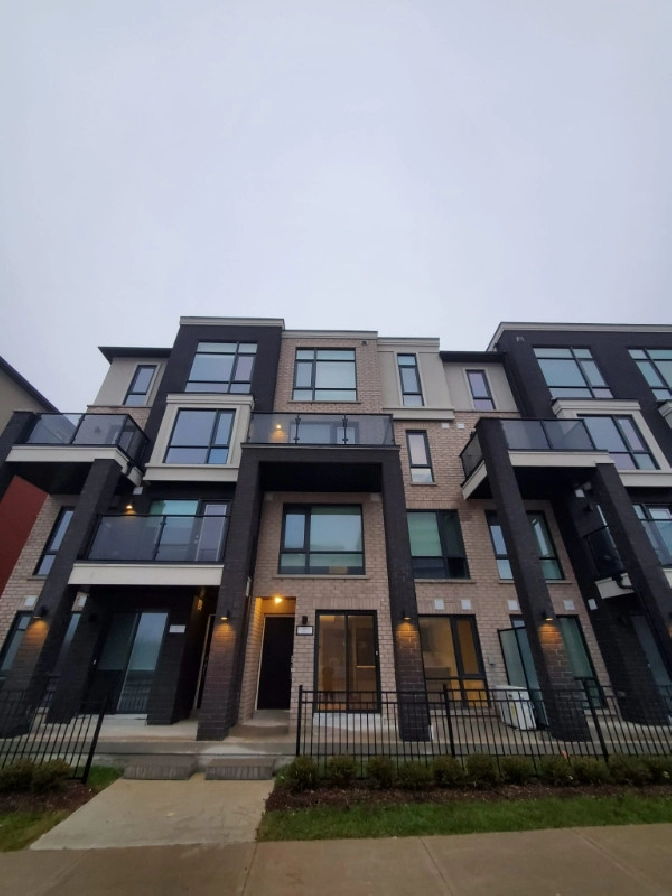 Brand New Condo Town House for Rent Brampton in Mississauga / Peel