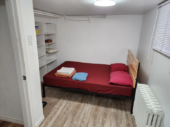 Rental Room-Daily-Quiet, Clean, Affordable-Jane&Weston in City of Toronto,ON - Room Rentals & Roommates