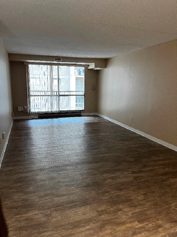 1 bedroom Sublet available Jan 1 2024 in Fort Richmond in Winnipeg,MB - Apartments & Condos for Rent