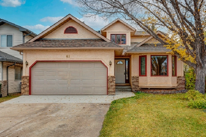 $68,000 PRICE DROP! UPDATED MOVE-IN READY 4 BED AIRDRIE HOME in Calgary,AB - Houses for Sale