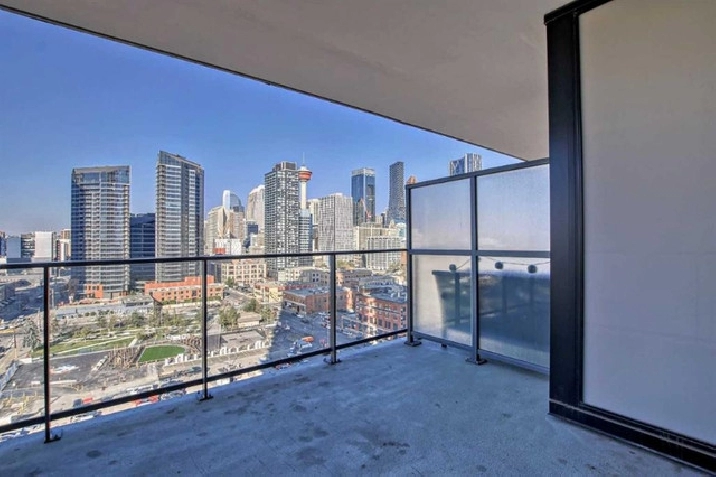 Luxury 1 bedroom with Amazing Downtown Views in Calgary,AB - Apartments & Condos for Rent