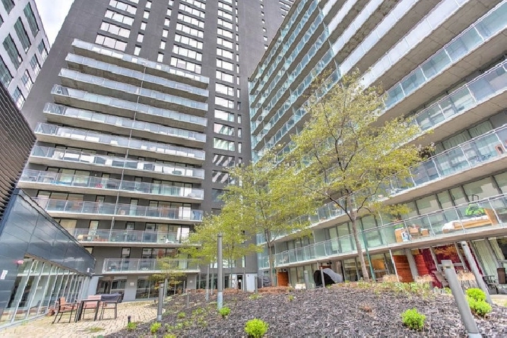 Fully furnished 1 bedroom unit for $1690 at 350 Maisonneuve O. in City of Montréal,QC - Apartments & Condos for Rent