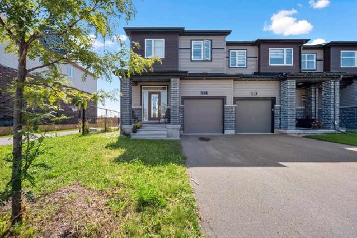Barrhaven's Beauty! in Ottawa,ON - Houses for Sale