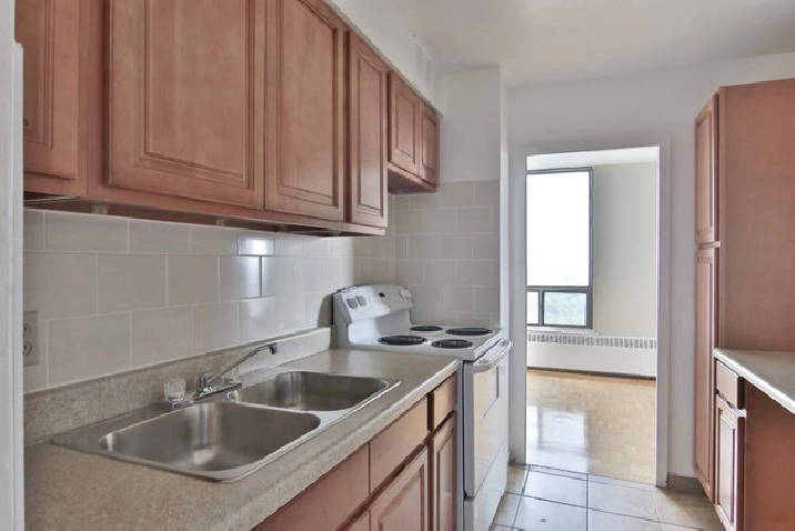 Renovated 1 bedroom SHORT TERM in City of Toronto,ON - Short Term Rentals