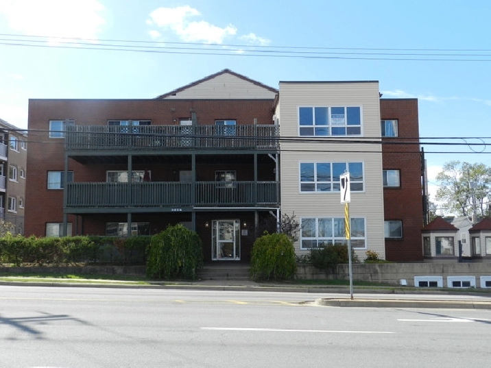 SPACIOUS ONE BEDROOM APARTMENT LOCATED ON 3034 WINDSOR STREET in City of Halifax,NS - Apartments & Condos for Rent
