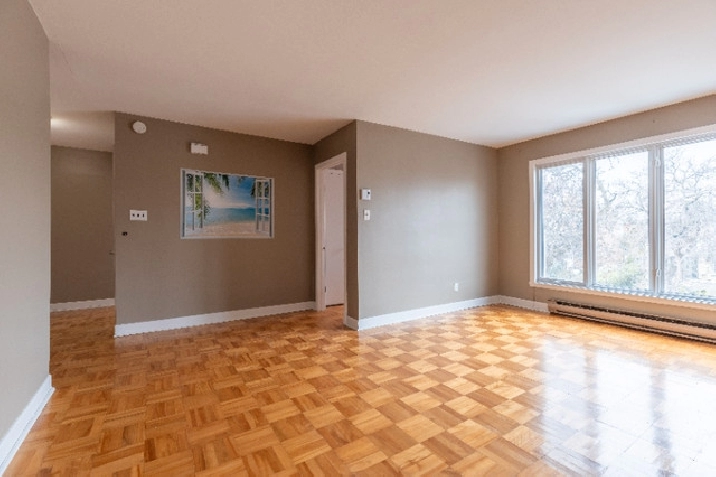 Apartement 3 chambres et 2 salles de bains in City of Montréal,QC - Apartments & Condos for Rent