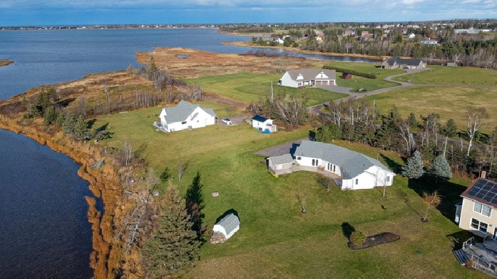 Beautiful Waterfront Ranch Style Bungalow in West Covehead in Charlottetown,PE - Houses for Sale