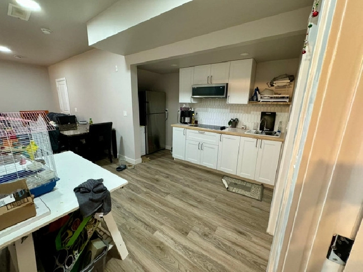 ROOM FOR RENT - ALL UTILITIES INCLUDED in Calgary,AB - Apartments & Condos for Rent