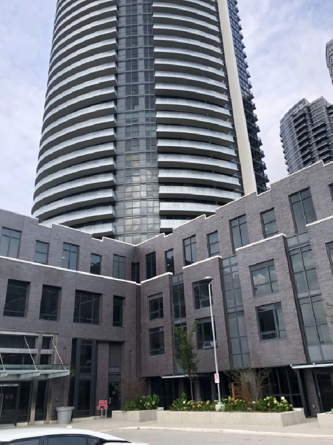 .Condo for rent - 1 Bed, 1 Bath, 1 prkg – 427/Bloor in City of Toronto,ON - Apartments & Condos for Rent
