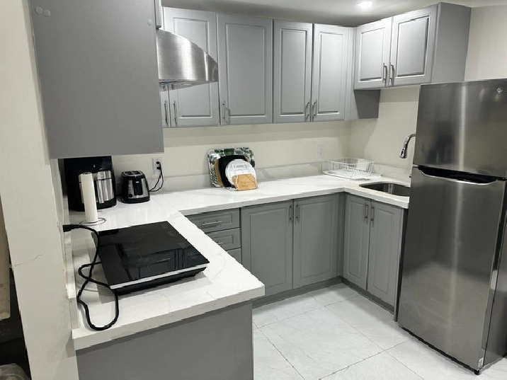 Basement for rent in Oakville / Halton Region,ON Apartments & Condos