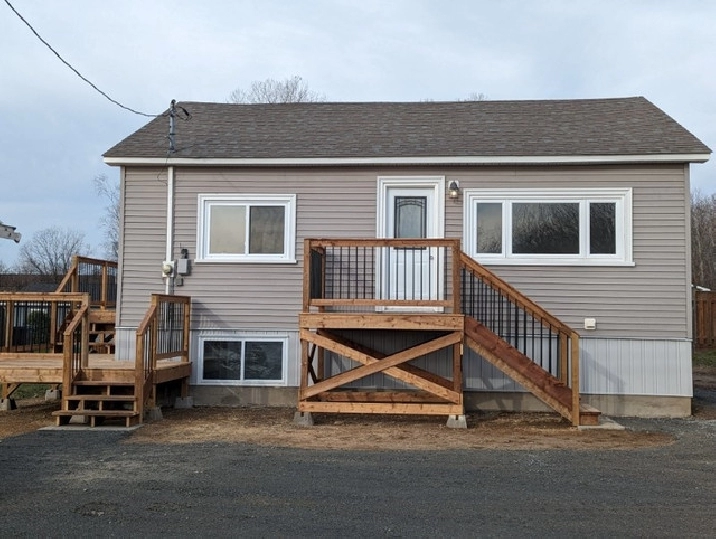 3 Bedroom House in Fredericton,NB - Houses for Sale