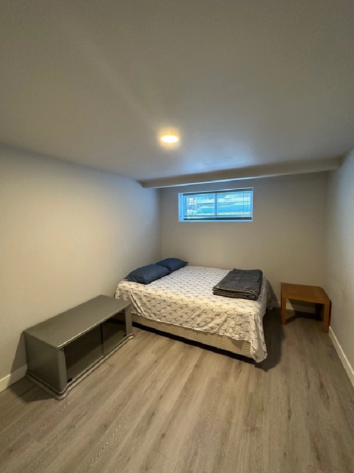 PRIVATE ROOM FOR RENT ( Short-term & Long-term ) in Calgary,AB - Short Term Rentals