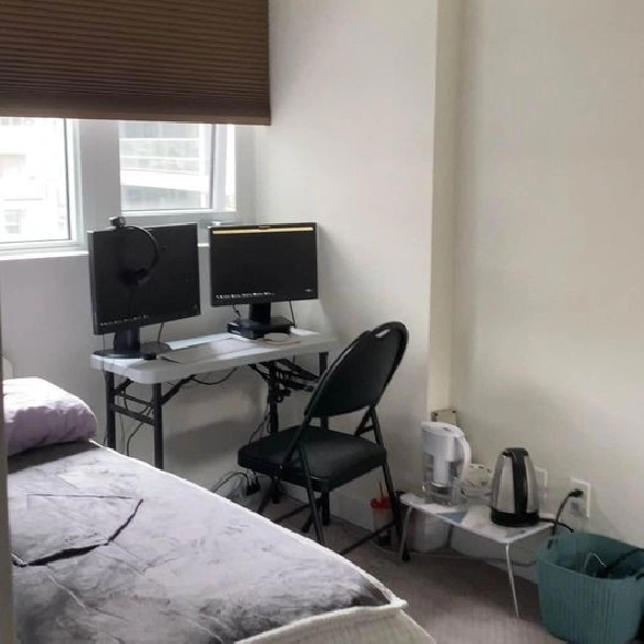 Private Room for Rent- Shared 3bed 2 bath Apartment in City of Toronto,ON - Room Rentals & Roommates