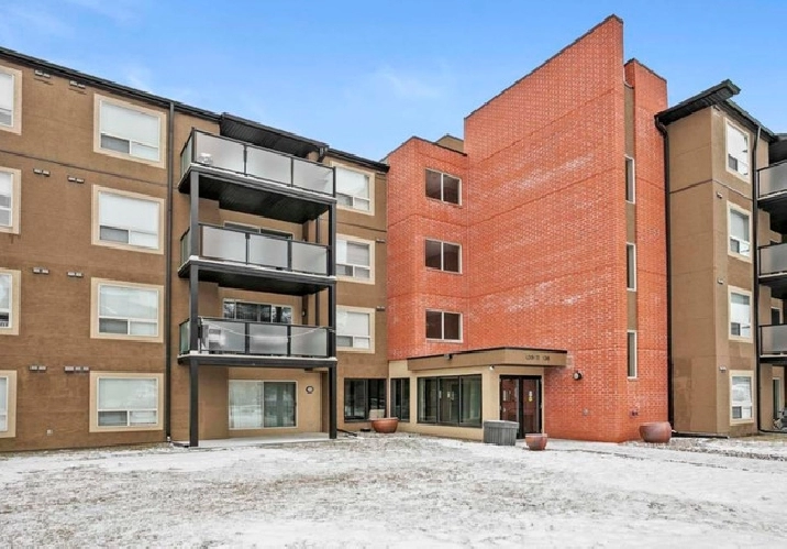 2 Bed 2 Bath Condo w/ UG Parking Only $169k WOW! LOVE IT in Edmonton,AB - Condos for Sale