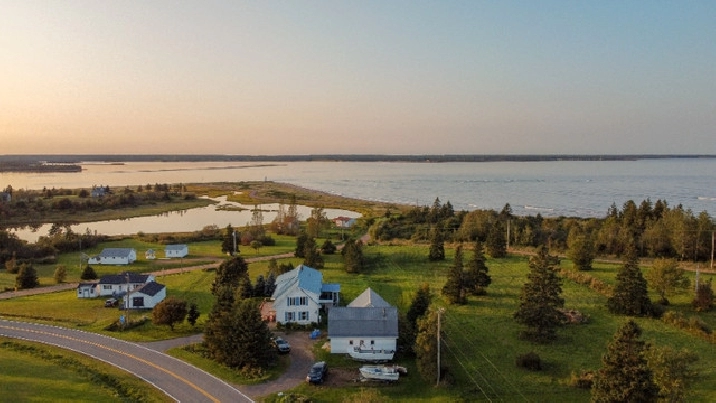 Ocean/beachview cape cod with newer workshop and garage in Charlottetown,PE - Houses for Sale