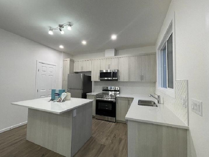 Private Room in Brand New House in Carrington in Calgary,AB - Room Rentals & Roommates