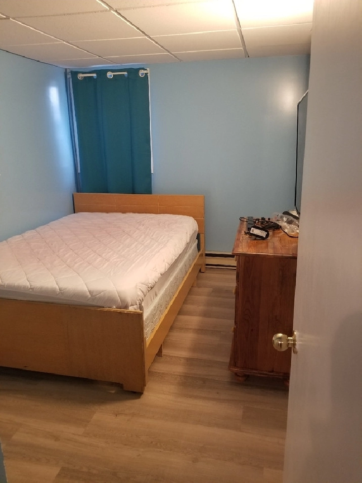 Room near U of M $500 FEMALE ONLY in Winnipeg,MB - Room Rentals & Roommates