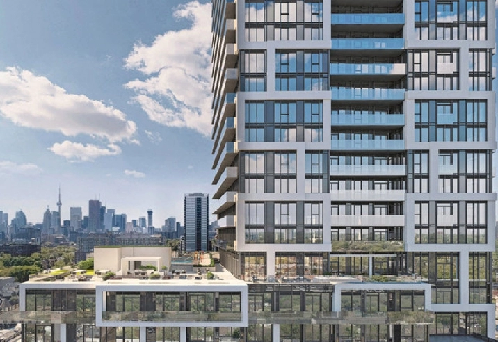 Modern Downtown Living Condo - 3 Bedroom and 2 Bathrooms in City of Toronto,ON - Apartments & Condos for Rent