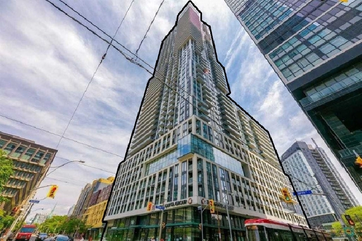(Downtown Toronto) 1 Bedroom DEN W / Balcony & Ensuite Laundry in City of Toronto,ON - Apartments & Condos for Rent