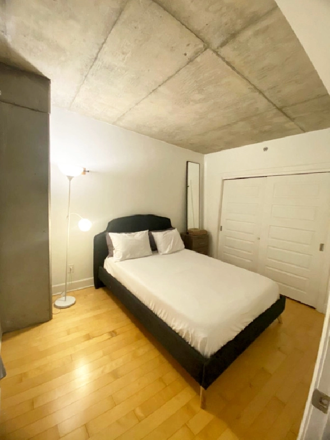 Rent bedroom in GRIFFINTOWN downtown Montreal in City of Montréal,QC - Apartments & Condos for Rent