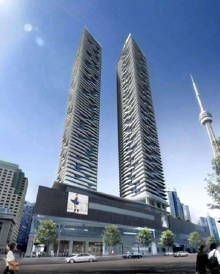 88 - 100 Harbour St. - Luxury Harbour Plaza - 1 & 2 Bed for Rent in City of Toronto,ON - Room Rentals & Roommates