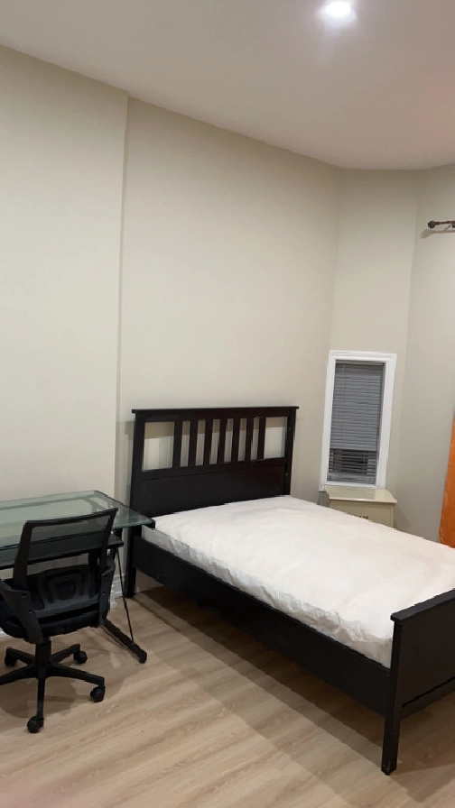 Brand new room with private bathroom available for March 1st in City of Toronto,ON - Room Rentals & Roommates