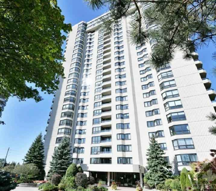 Exquisite 2 Bed, 2 Bath Luxury Condo at 1500 Riverside in Ottawa,ON - Apartments & Condos for Rent