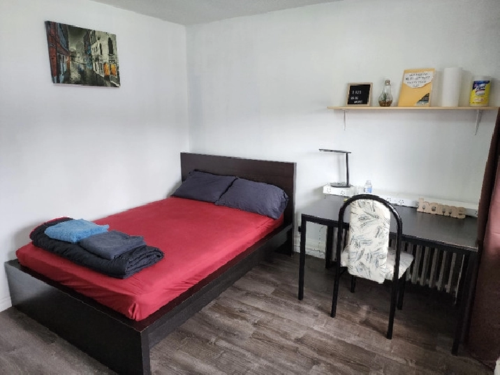 Private Room - Available Now - Daily Rental - Jane&Weston in City of Toronto,ON - Room Rentals & Roommates