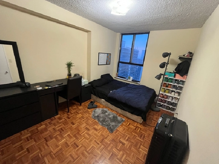 Downtown master bedroom for rent in City of Toronto,ON - Short Term Rentals