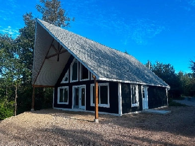 Cottage for sale Image# 1