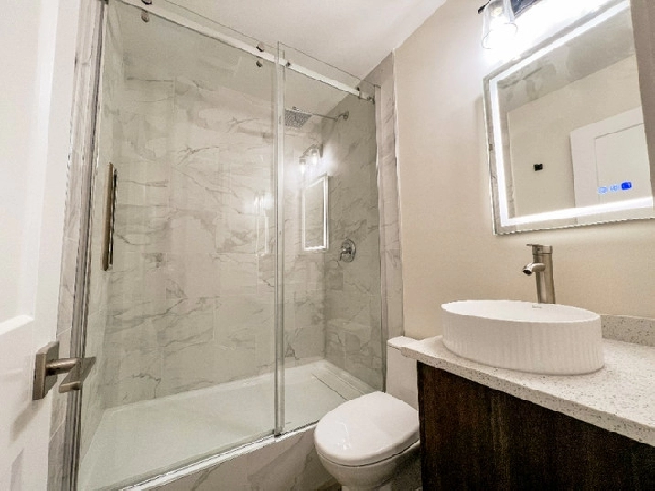 SPACIOUS BANKVIEW 2 BEDROOM CONDO in Calgary,AB - Apartments & Condos for Rent