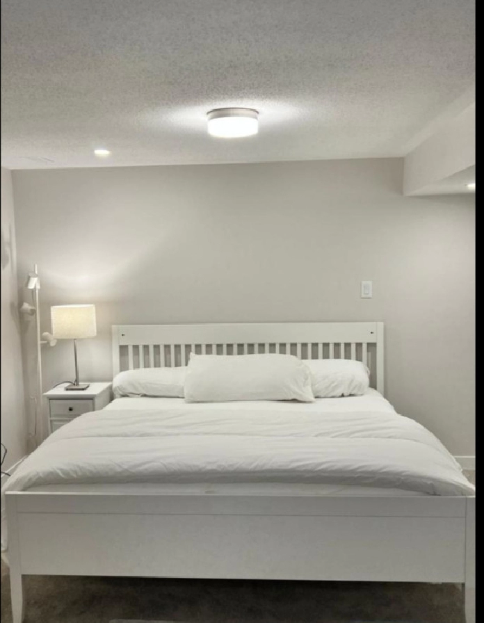 Basement bachelors apartment in a shared house in Ottawa,ON - Short Term Rentals