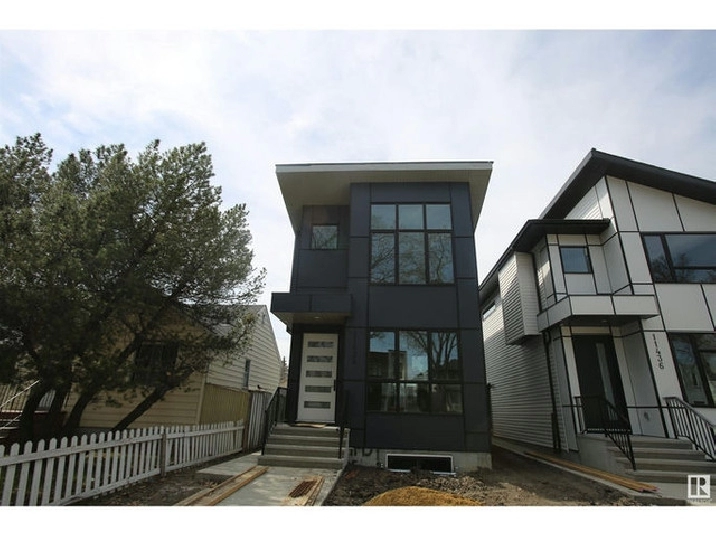 5.5% Down Guaranteed Financing on THIS BRAND NEW HOME! VTB! in Edmonton,AB - Houses for Sale