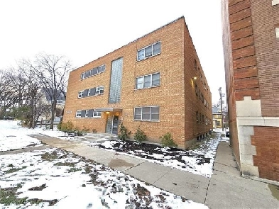 FOR SALE | 14-246 HOME ST | ' I WORK HARD'