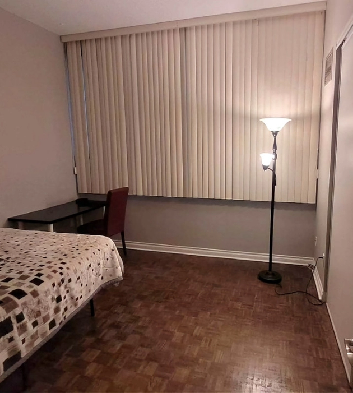 One large bedroom in downtown toronto for one/two people in City of Toronto,ON - Short Term Rentals