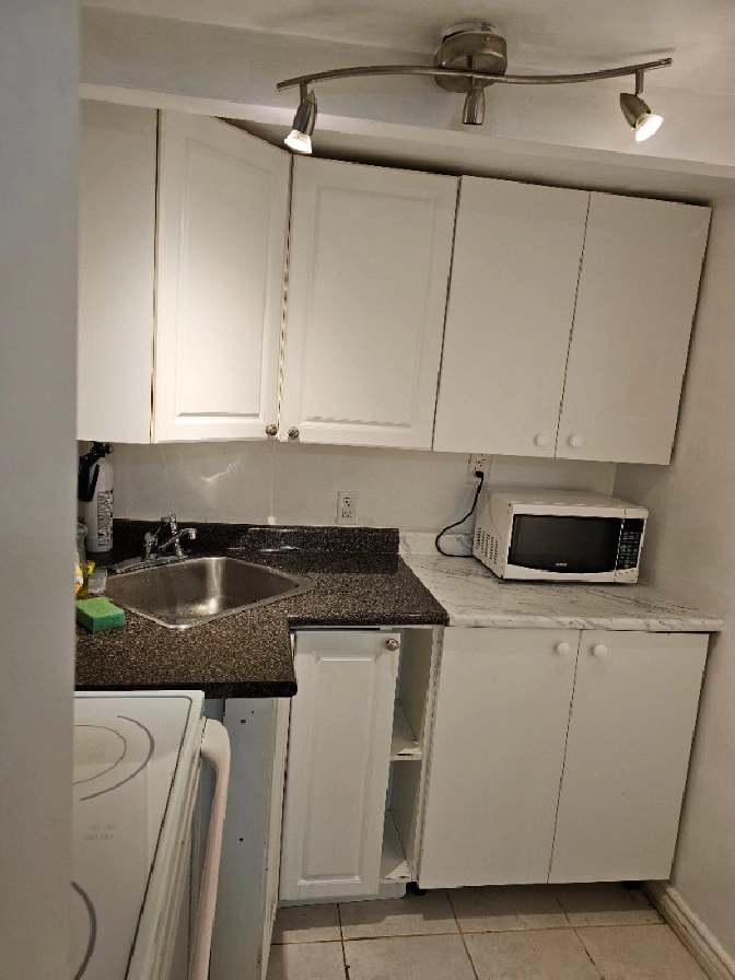 1 Bedroom basement in Markham is available as 'Ready to move in' in