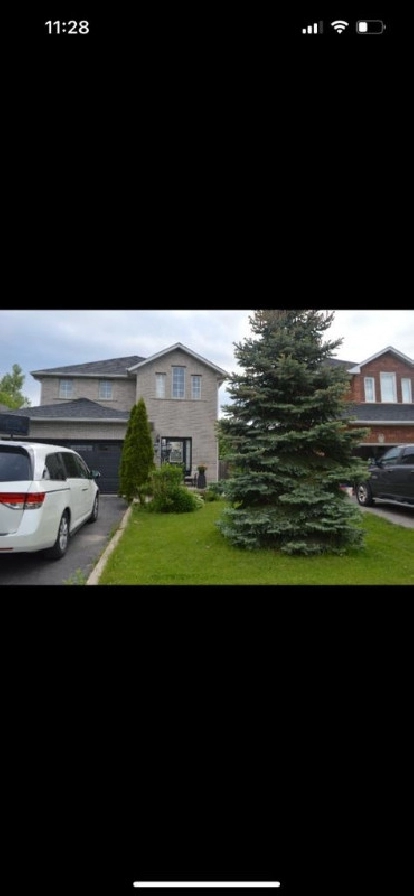 Five Bedrooms Detached House in Meadowlands for Rent in City of Toronto,ON - Apartments & Condos for Rent