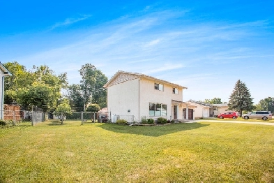 HOUSE FOR SALE IN PINAWA! Image# 1