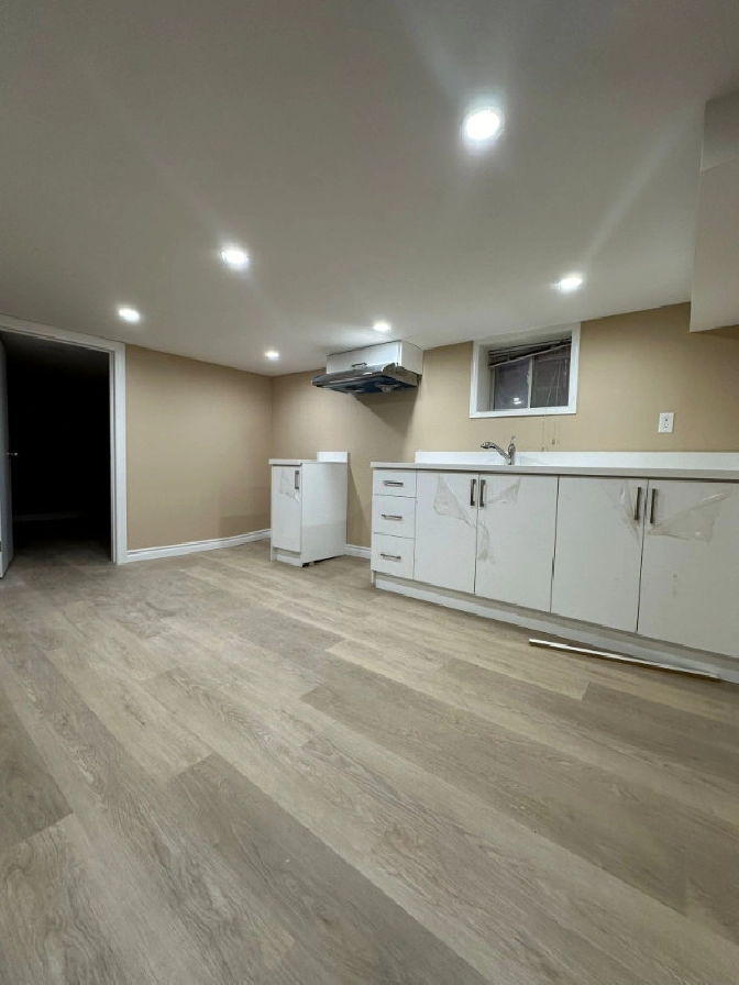 2 Bdrm Basement Apt near Lawrence Subway Station in City of Toronto,ON