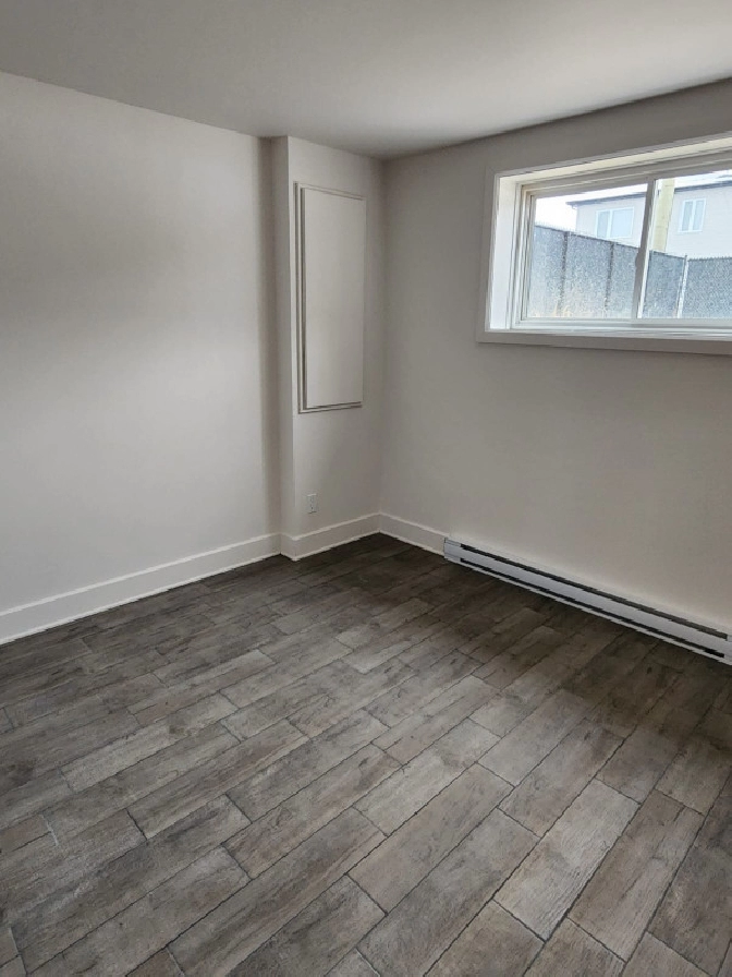 Appartement à louer 4 1/2 in Laval / North Shore,QC Apartments