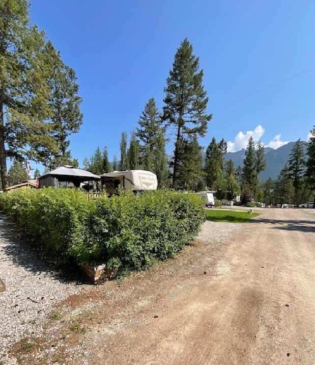 Recreational RV lot with fifth wheel (or lot only) near Radium in Calgary,AB - Land for Sale