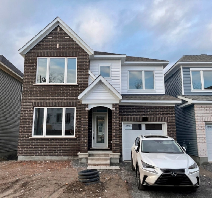 FOR RENT | 4 Beds 2.5 Baths | Detached Home | Barrhaven, Nepean in Ottawa,ON - Apartments & Condos for Rent